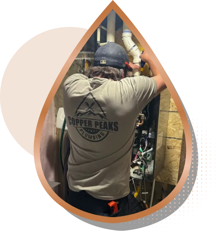 Copper Peaks technician at work